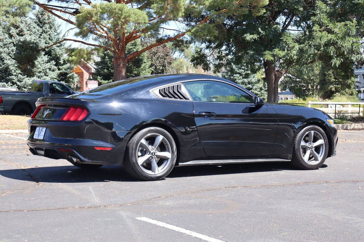 Used 2016 Ford Mustang Coupe w/ Equipment Group 051A RWD image 5