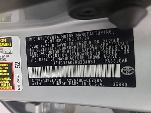 Used 2024 Toyota Camry SE FWD image 39