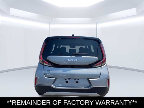 Used 2025 Kia Soul S FWD image 4