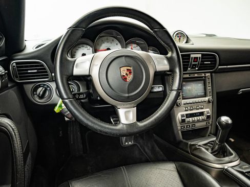 Used 2006 Porsche 911 Carrera S RWD image 4