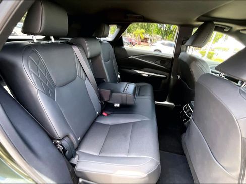 Used 2025 Lexus RX 350 Premium w/ Accessory Package (Z1) FWD image 20