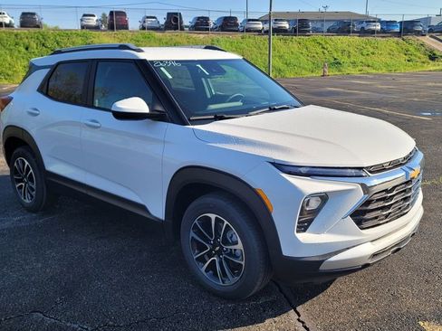 New 2026 Chevrolet TrailBlazer LT FWD image 16