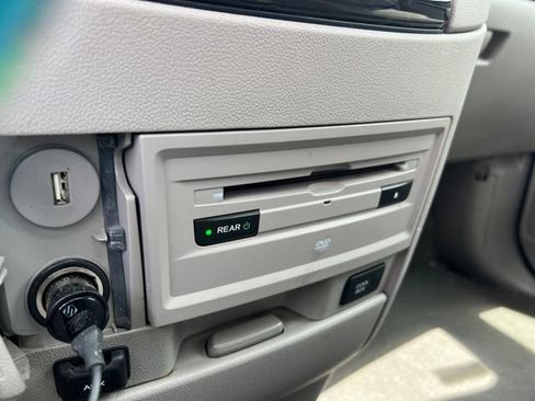 Used 2015 Honda Odyssey Touring image 20
