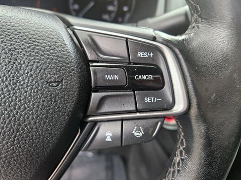 Used 2018 Honda Accord Sport image 15