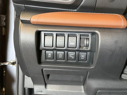 Used 2020 Subaru Forester Touring AWD/4WD image 17