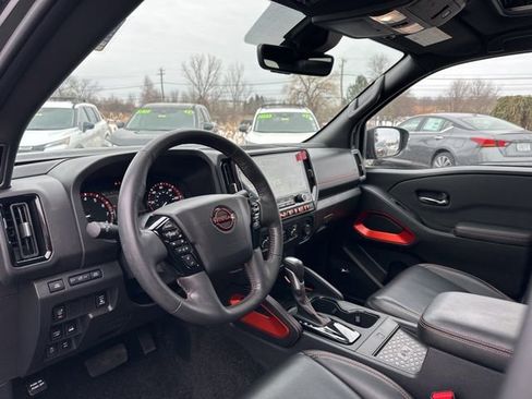 Certified 2025 Nissan Frontier PRO-4X w/ Pro Premium Package image 23