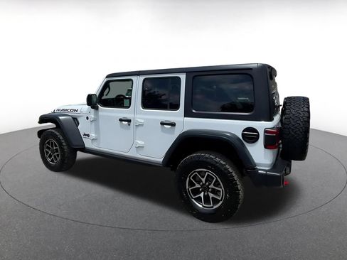 Used 2025 Jeep Wrangler Unlimited Rubicon AWD/4WD image 10
