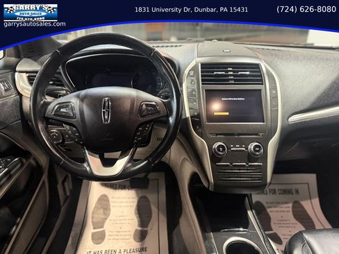 Used 2017 Lincoln MKC Select AWD/4WD image 10