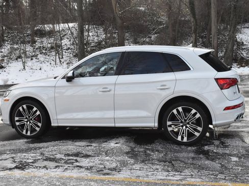 Used 2020 Audi SQ5 Premium Plus w/ Premium Plus Package image 4