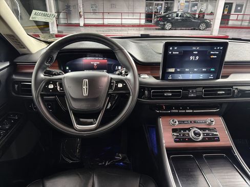 Used 2024 Lincoln Aviator Reserve w/ Jet Package image 16