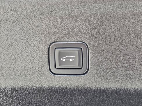 Used 2023 Chevrolet Tahoe Premier w/ Texas Edition RWD image 11