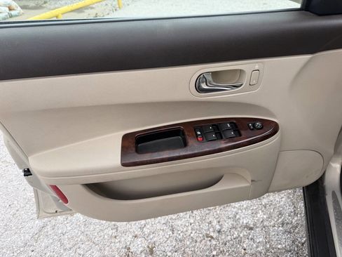 Used 2008 Buick LaCrosse CX FWD image 13