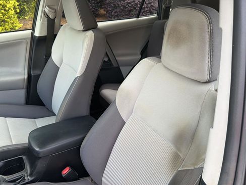 Used 2013 Toyota RAV4 XLE AWD/4WD image 25