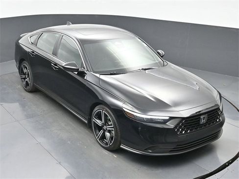 Certified 2024 Honda Accord Sport image 34