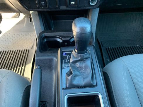 Used 2023 Toyota Tacoma SR AWD/4WD image 25