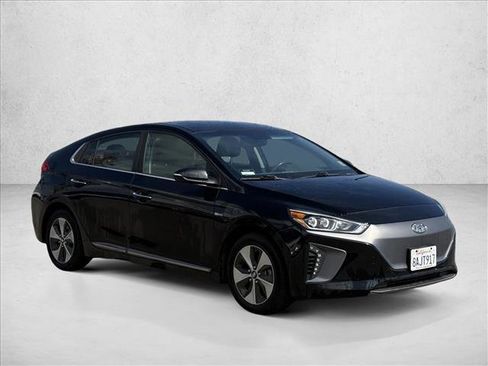 Used 2017 Hyundai Ioniq Limited image 3