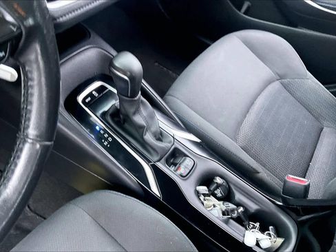 Used 2021 Toyota Corolla SE image 16