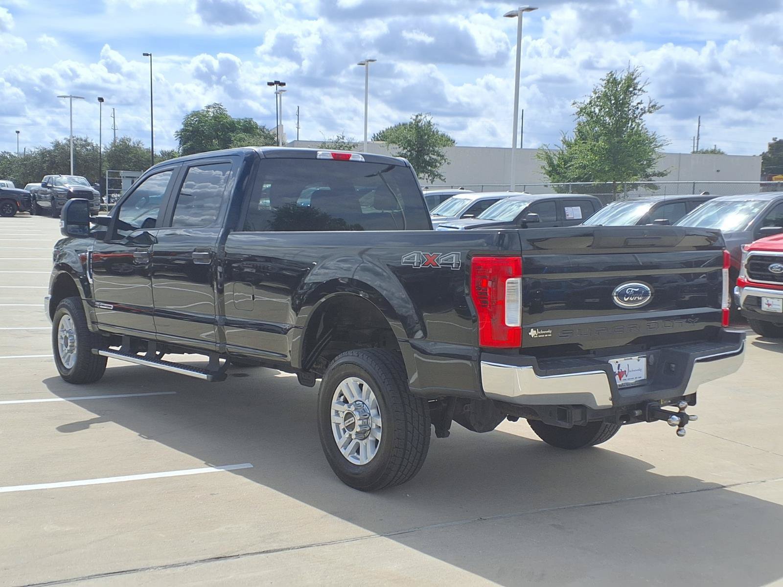Used 2017 Ford F350 XL w/ STX Appearance Package AWD/4WD image 2