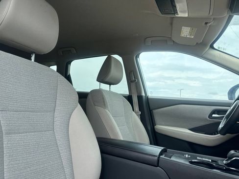 Certified 2023 Nissan Rogue SV FWD image 28