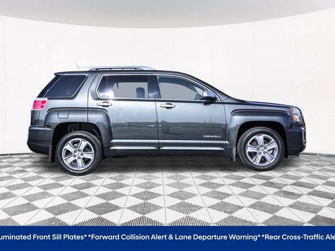 Used 2017 GMC Terrain Denali image 11