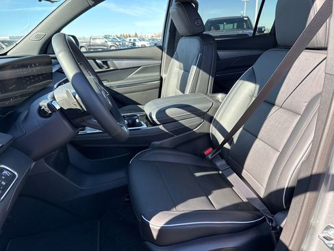 New 2026 Buick Enclave Preferred w/ Power Package AWD/4WD image 17