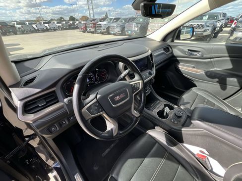 Used 2021 GMC Acadia Denali w/ Denali Ultimate Package image 10