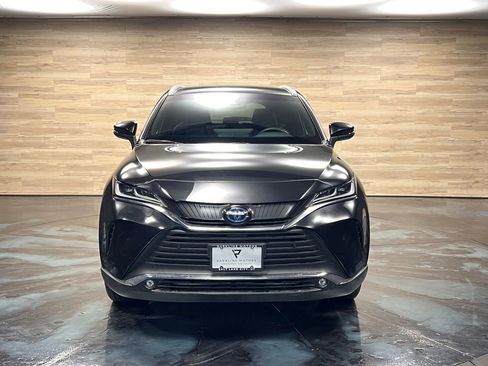 Used 2024 Toyota Venza XLE AWD/4WD image 7