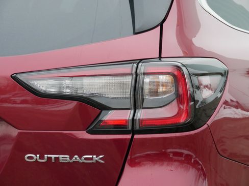 Certified 2025 Subaru Outback Premium image 17