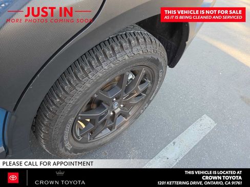 Used 2024 Subaru Crosstrek 2.5i Wilderness w/ Crosstrek Mirror Package AWD/4WD image 10