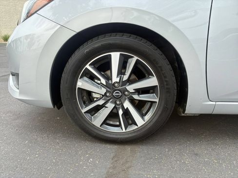 Used 2025 Nissan Versa SV FWD image 23