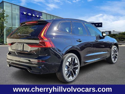 New 2026 Volvo XC60 B5 Plus w/ Protection Package Premier image 4