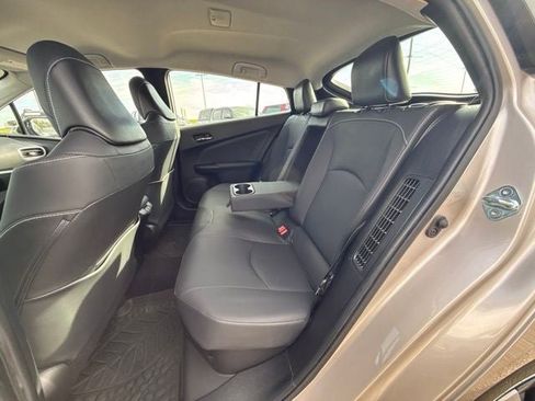 Certified 2020 Toyota Prius Prime Limited FWD image 15