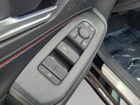 New 2026 Nissan Sentra SR image 14