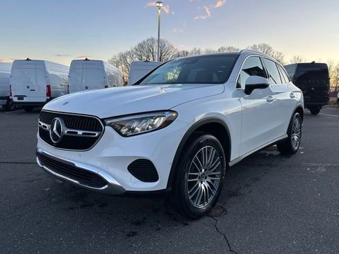 New 2026 Mercedes-Benz GLC 300 4MATIC image 3
