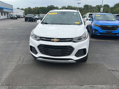 Used 2019 Chevrolet Trax LT w/ LT Convenience Package AWD/4WD image 6