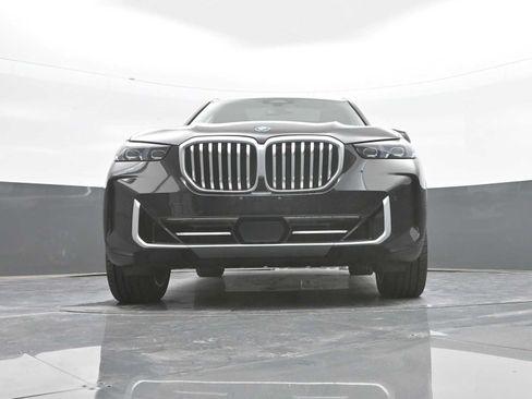 Used 2025 BMW X5 xDrive50e AWD/4WD image 41
