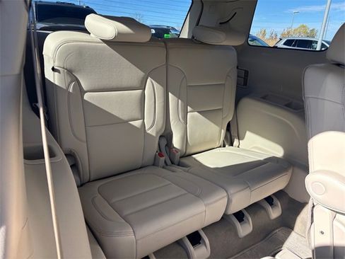 Used 2021 GMC Acadia Denali w/ Denali Ultimate Package image 17