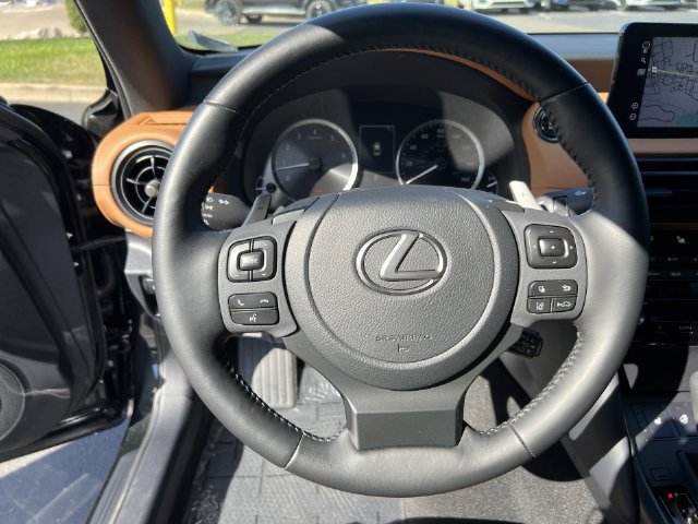 Used 2025 Lexus IS 350 F Sport w/ Navigation Package AWD/4WD image 12