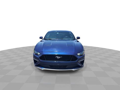 Used 2020 Ford Mustang Coupe RWD image 3