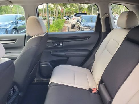 Used 2024 Honda CR-V EX image 11