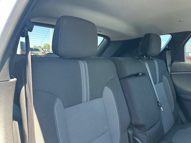 Certified 2025 Chevrolet Blazer LT AWD/4WD image 29