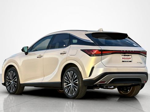 Used 2024 Lexus RX 350h image 3