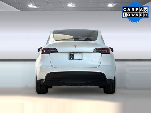 Used 2023 Tesla Model Y Long Range AWD/4WD image 10