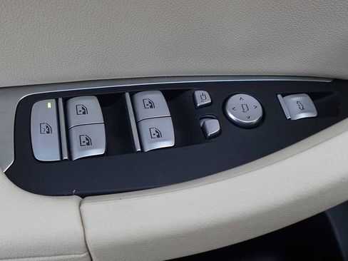 Used 2023 BMW X4 xDrive30i w/ Parking Assistance Package image 25