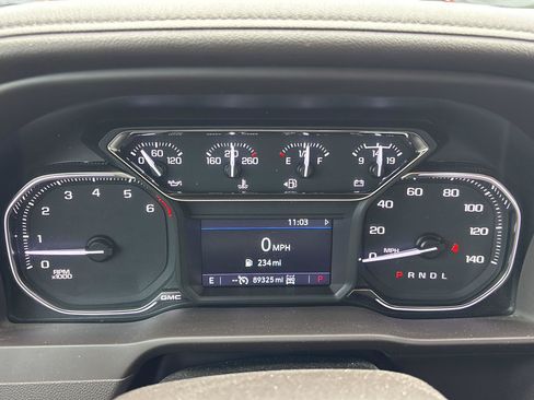 Used 2022 GMC Sierra 1500 SLT AWD/4WD image 19