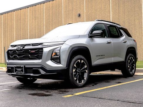New 2026 Chevrolet Equinox RS FWD image 4