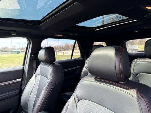 Used 2017 Ford Explorer Sport w/ Equipment Group 401A AWD/4WD image 12
