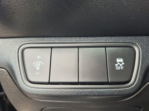 Used 2023 Kia Forte LXS image 26