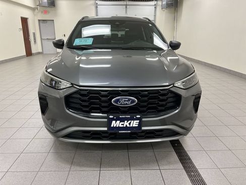 Certified 2024 Ford Escape ST-Line AWD/4WD image 3
