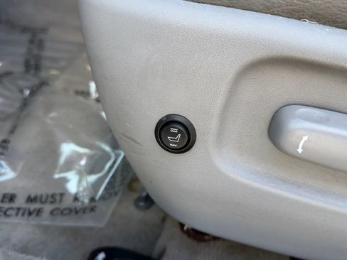 Used 2005 Toyota Camry LE FWD image 33